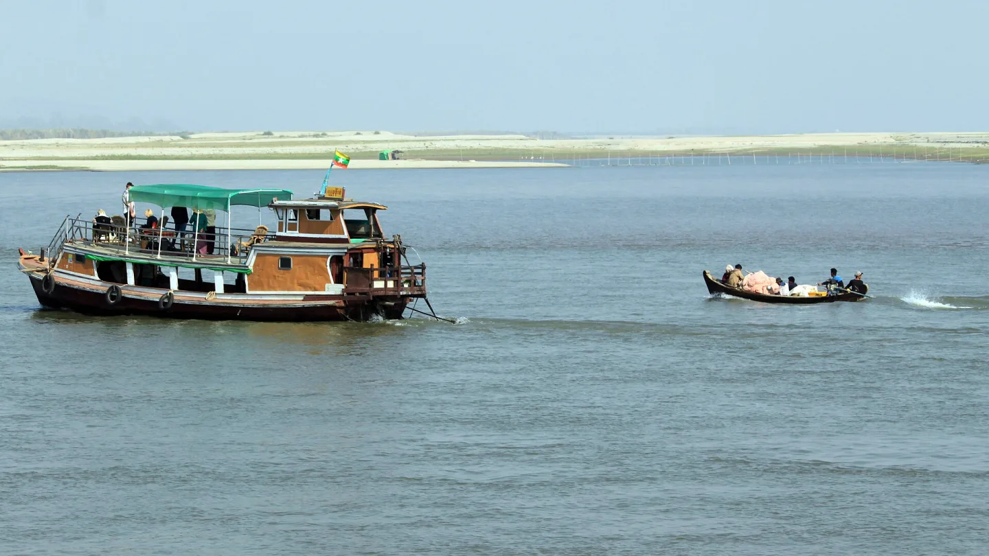 Ayeyarwady, Myanmar travel banner