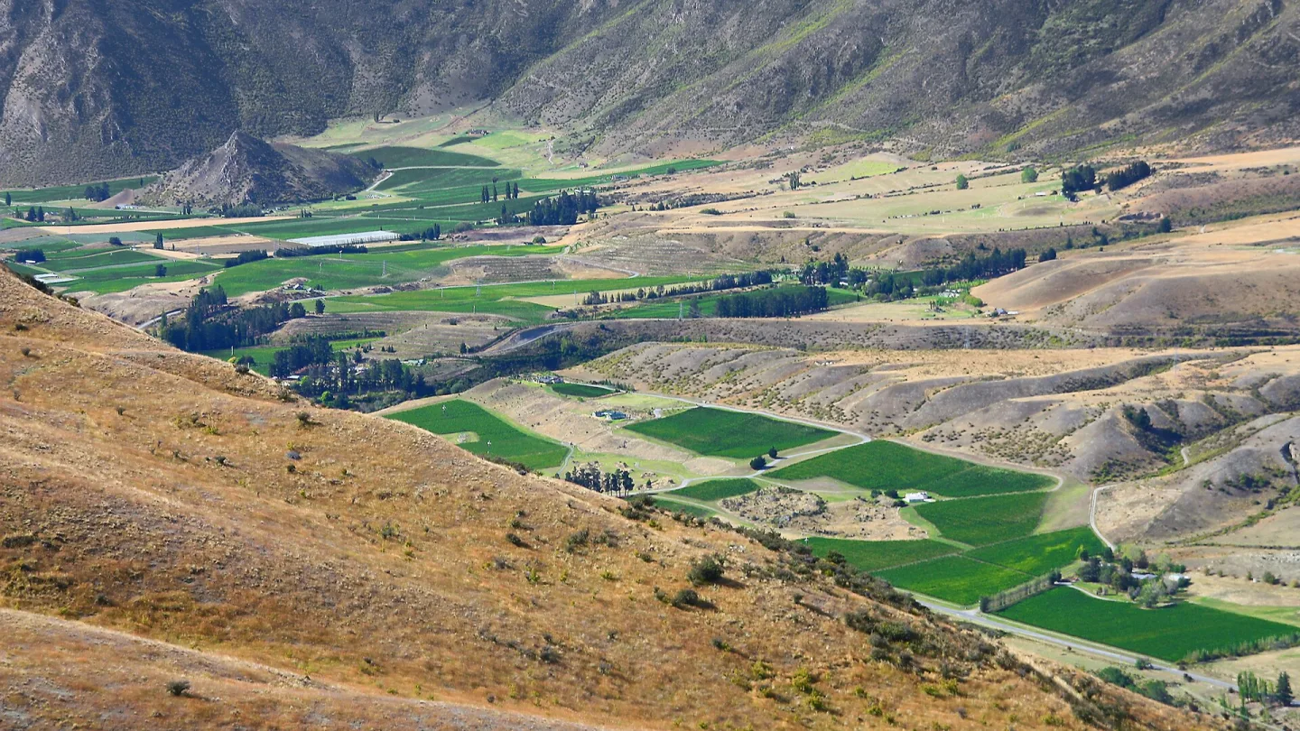 Otago, New Zealand travel banner